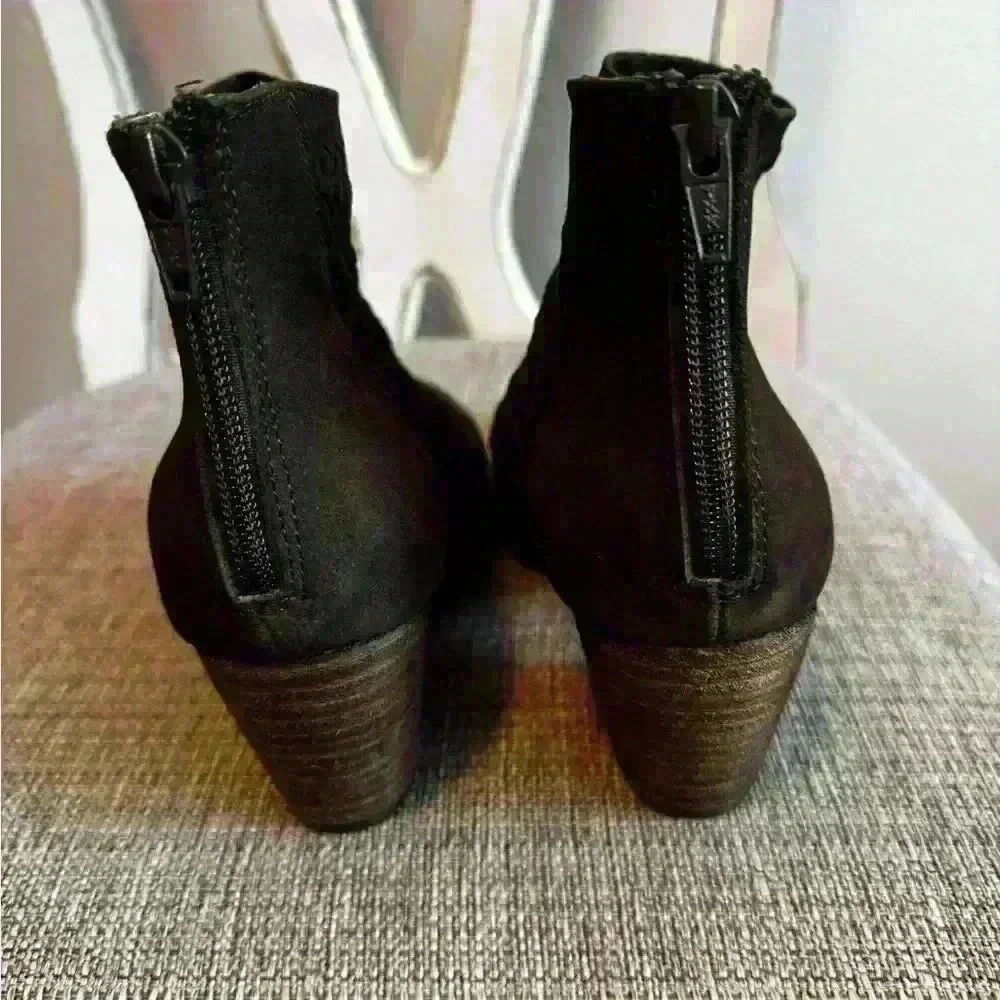 Diba women’s sleek woven suede ankle booties size 8 - Picture 5 of 5